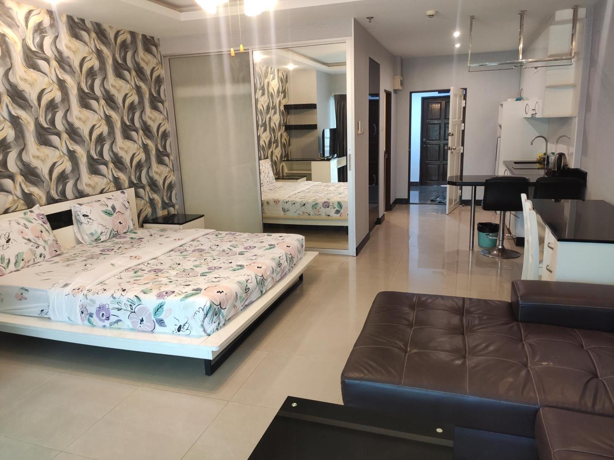 View Talay 6 Pattaya Beach By Anatolia Condo Suite Extérieur photo