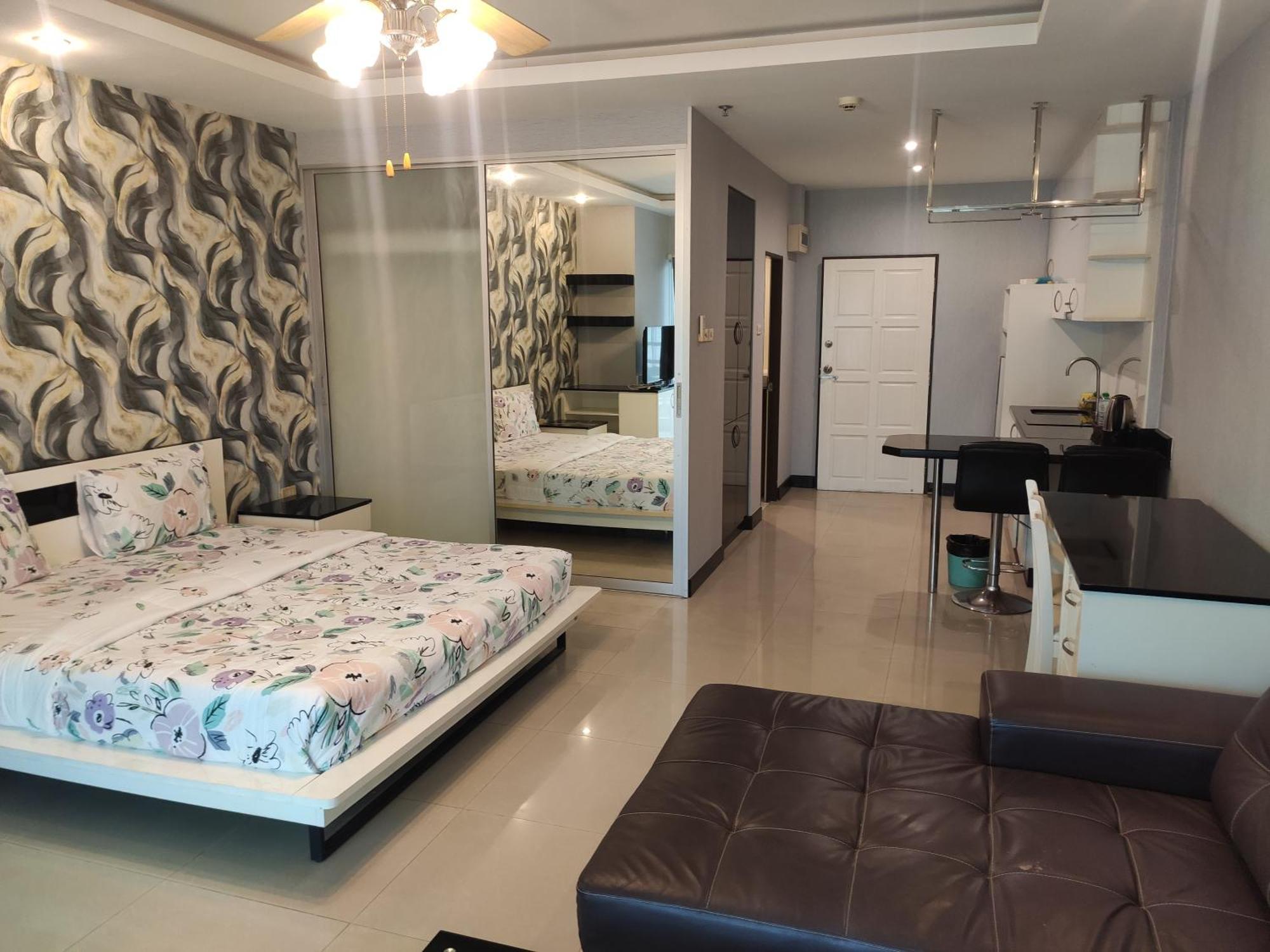 View Talay 6 Pattaya Beach By Anatolia Condo Suite Extérieur photo