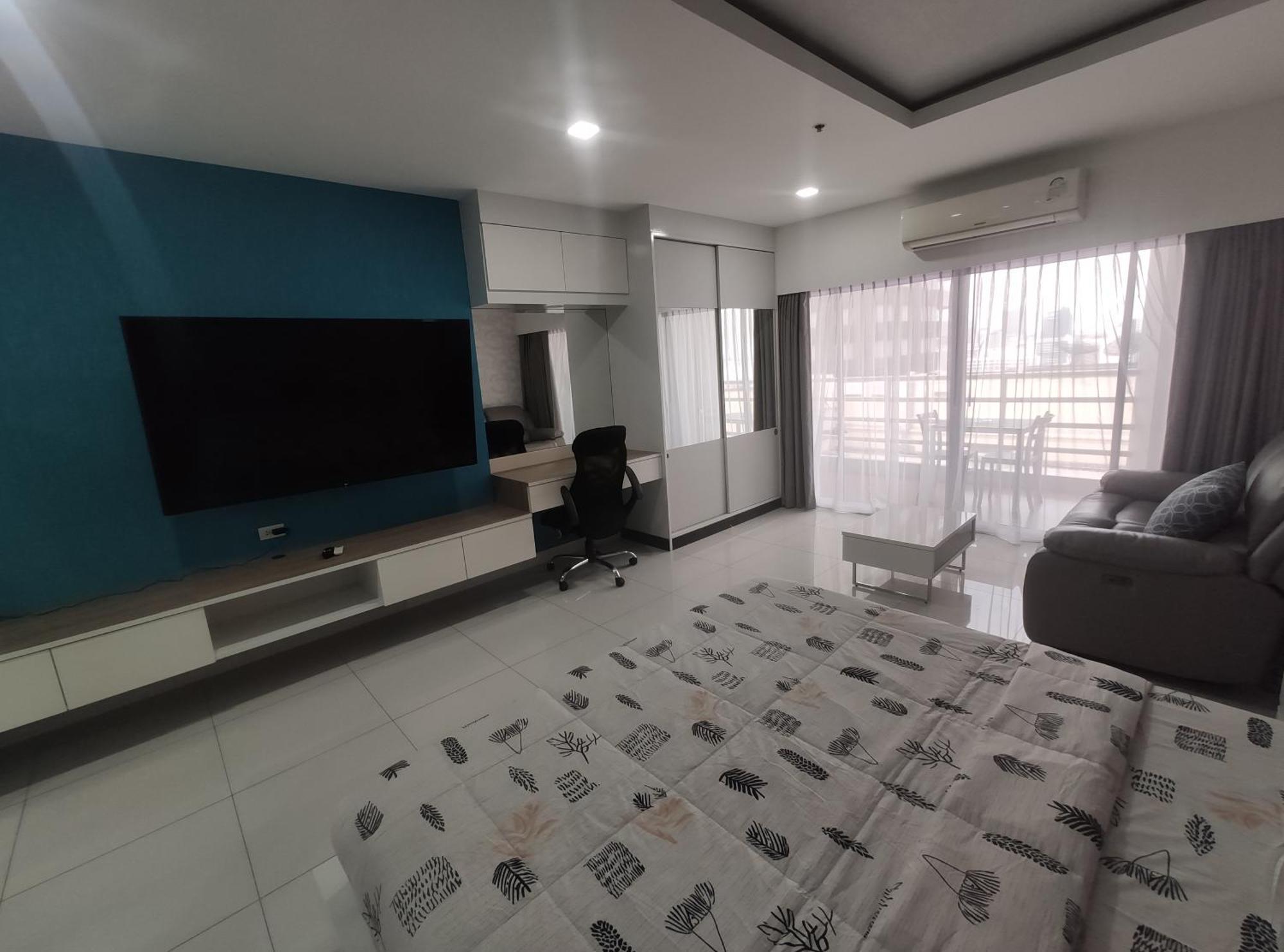 View Talay 6 Pattaya Beach By Anatolia Condo Suite Extérieur photo