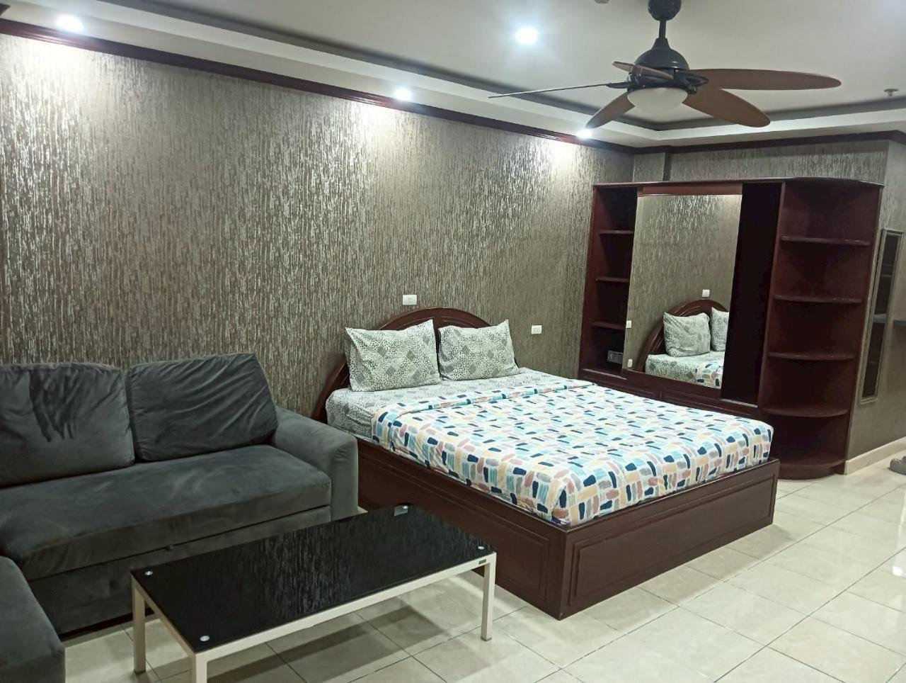 View Talay 6 Pattaya Beach By Anatolia Condo Suite Extérieur photo