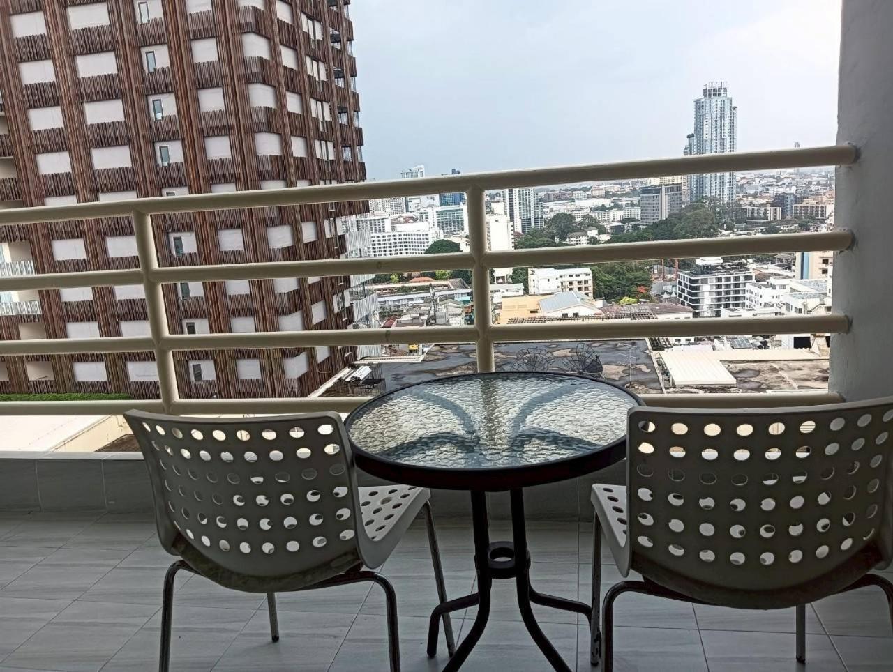View Talay 6 Pattaya Beach By Anatolia Condo Suite Extérieur photo