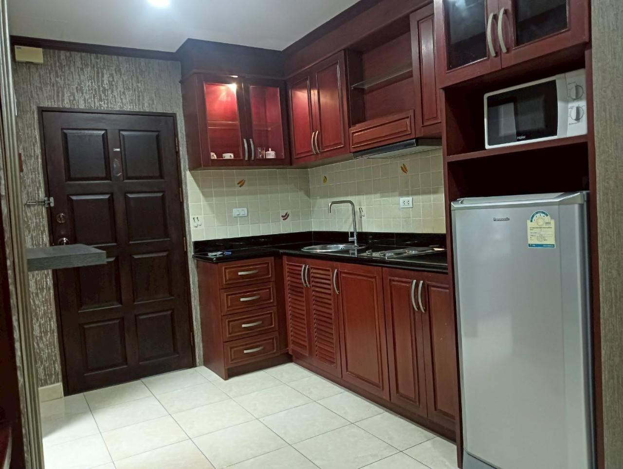 View Talay 6 Pattaya Beach By Anatolia Condo Suite Extérieur photo