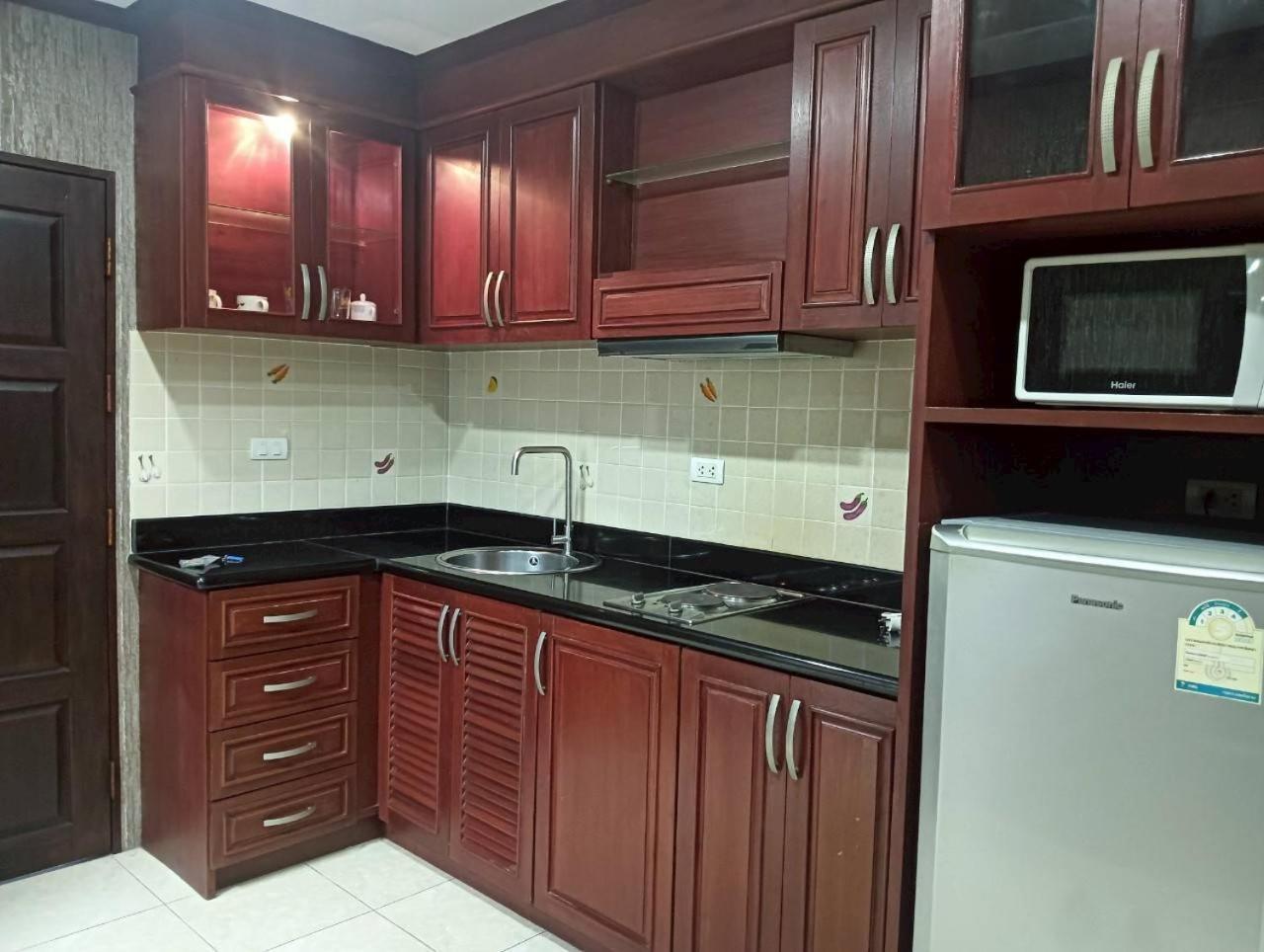 View Talay 6 Pattaya Beach By Anatolia Condo Suite Extérieur photo