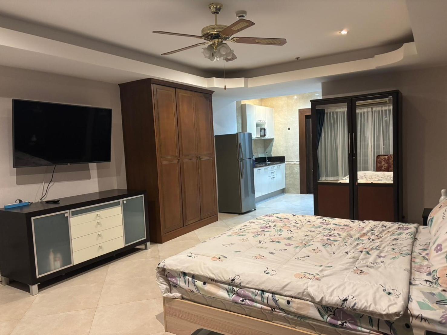 View Talay 6 Pattaya Beach By Anatolia Condo Suite Extérieur photo